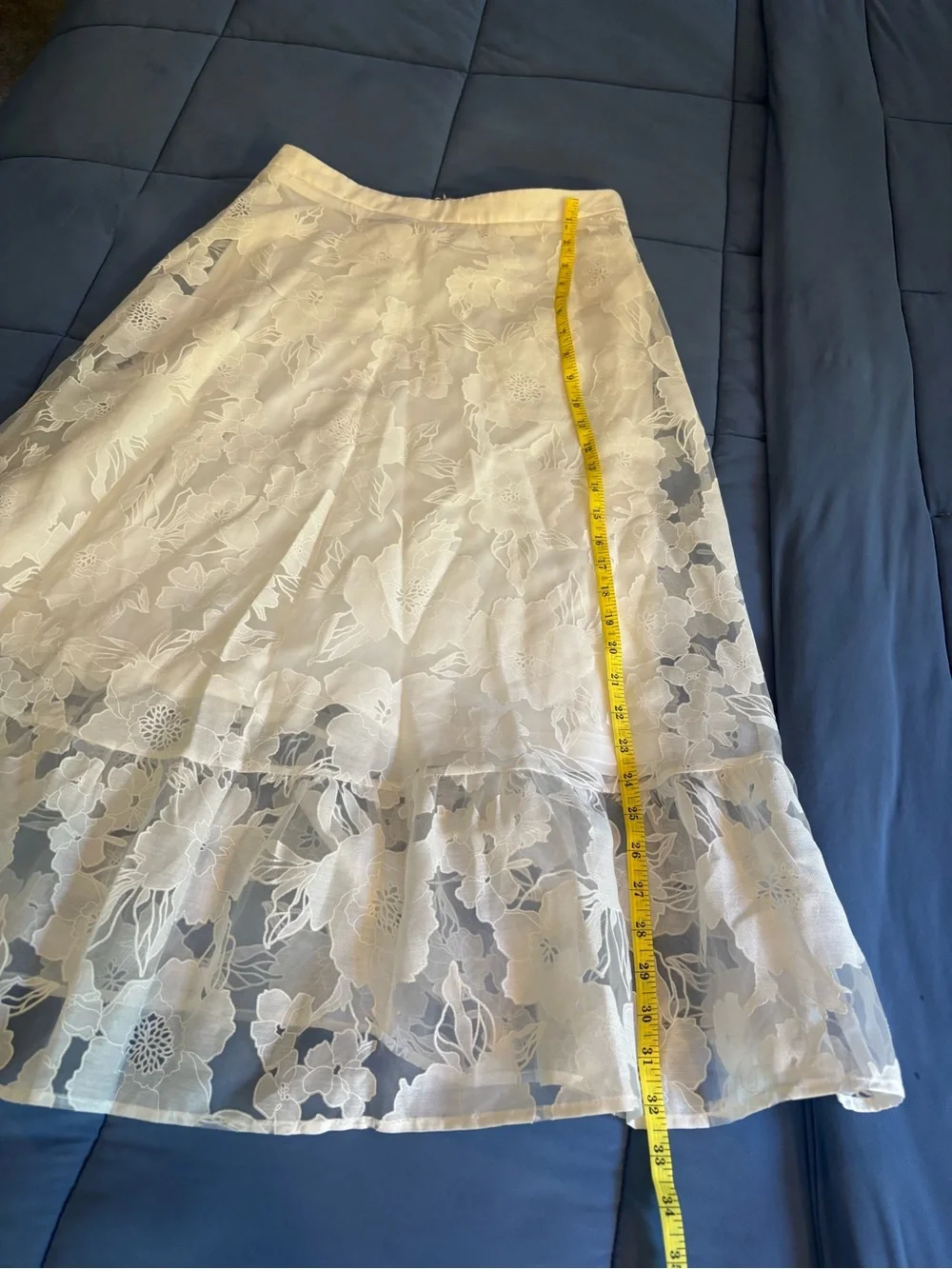 White Lace A-Line Midi Skirt Lulus size Medium